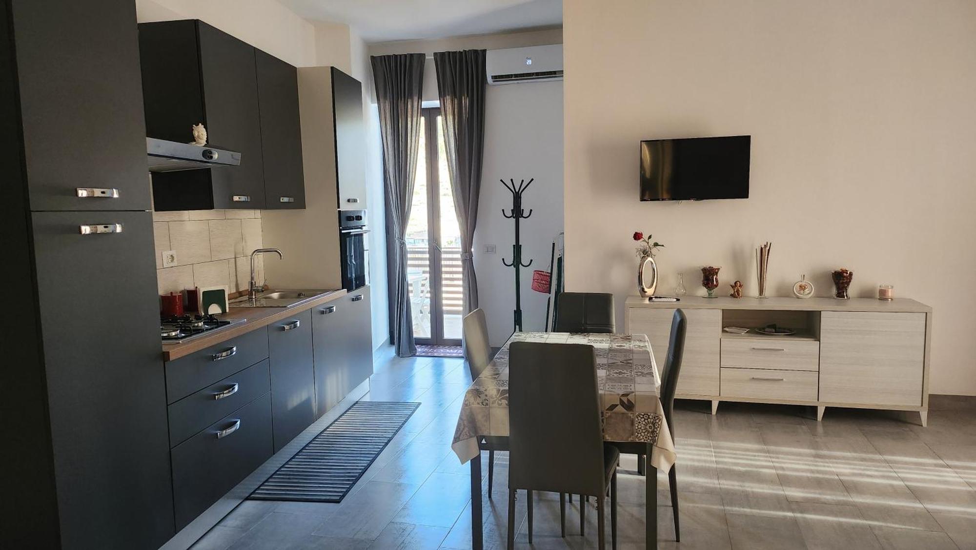 Home Di Giulietta กัสตีลโยเน ดิ ซิชีเลีย ภายนอก รูปภาพ